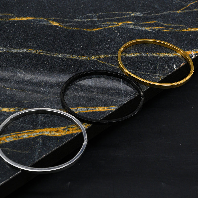 BASIC CUFF BRACELET - GOLD - 5MM -  - Vibe - VIBE.PK - {{variant_option_1}} - {{variant_option_2}} - {{variant_option_3}} - {{variant_title}}