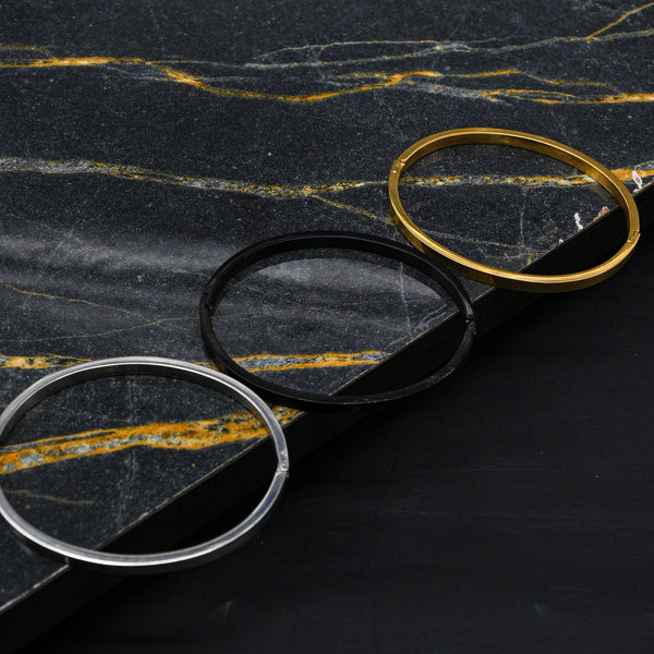 BASIC CUFF BRACELET - BLACK - 5MM -  - Vibe - VIBE.PK - {{variant_option_1}} - {{variant_option_2}} - {{variant_option_3}} - {{variant_title}}