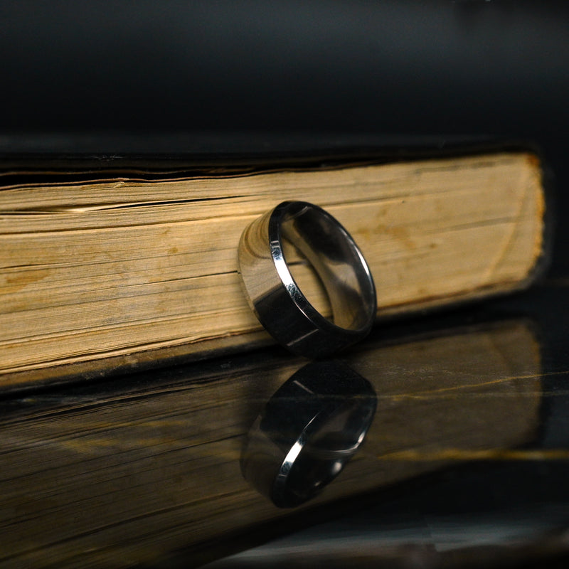 CLASSIC RING - SILVER -  - Vibe - VIBE.PK - {{variant_option_1}} - {{variant_option_2}} - {{variant_option_3}} - {{variant_title}}