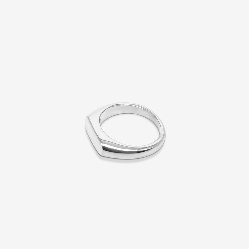 SIGNET RING - SILVER -  - Vibe - VIBE.PK - {{variant_option_1}} - {{variant_option_2}} - {{variant_option_3}} - {{variant_title}}
